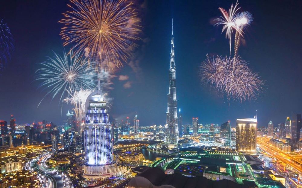 Spektakel fishekzjarresh nga Dubai ne Durres per naten e nderrimit te viteve